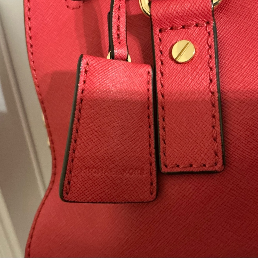 Elegant Red Michael Kors Handbag - Picture 2 of 16
